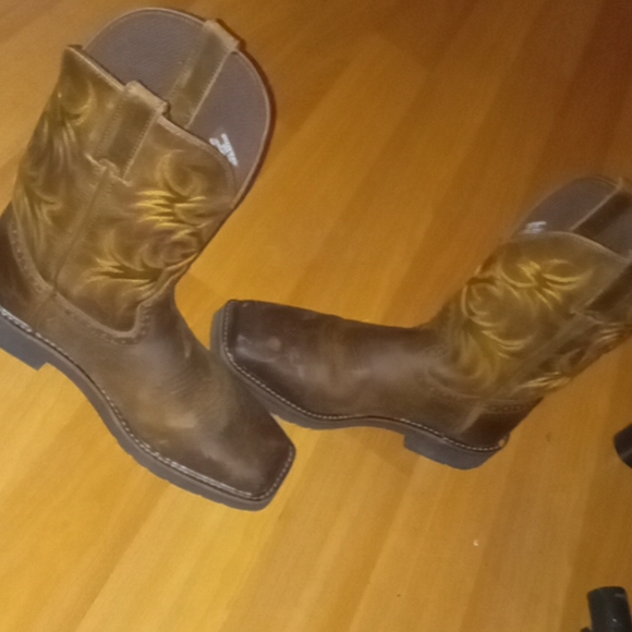 Justin boots - Picture 3 of 4